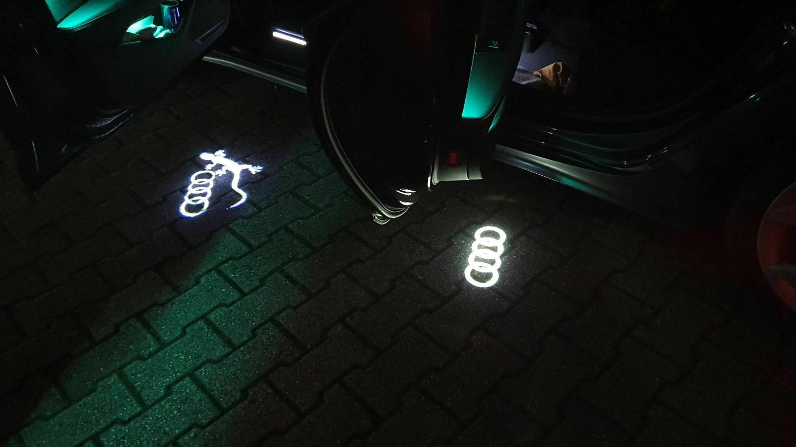 Bodenprojektion Audi Logo