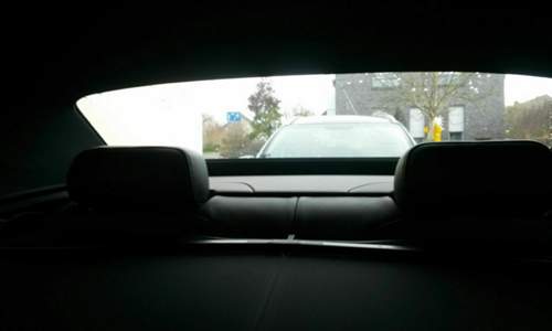 Rueckblick-kopfstuetzen-hinten