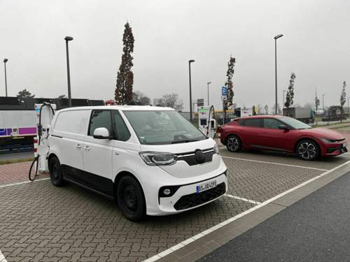 Buzz_Frontkamera_Wischer