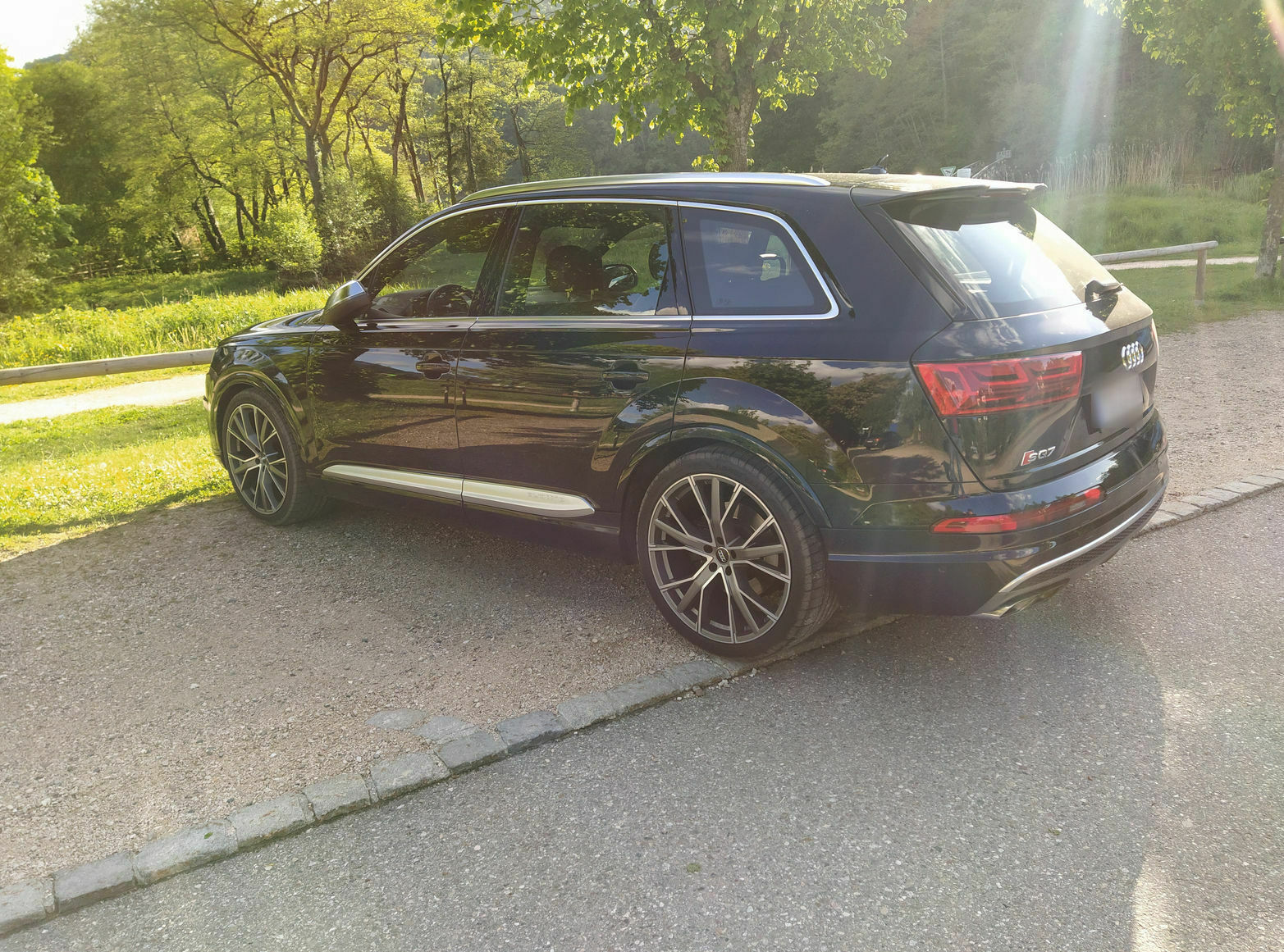 Audi SQ7 20" mit 22" Felgen