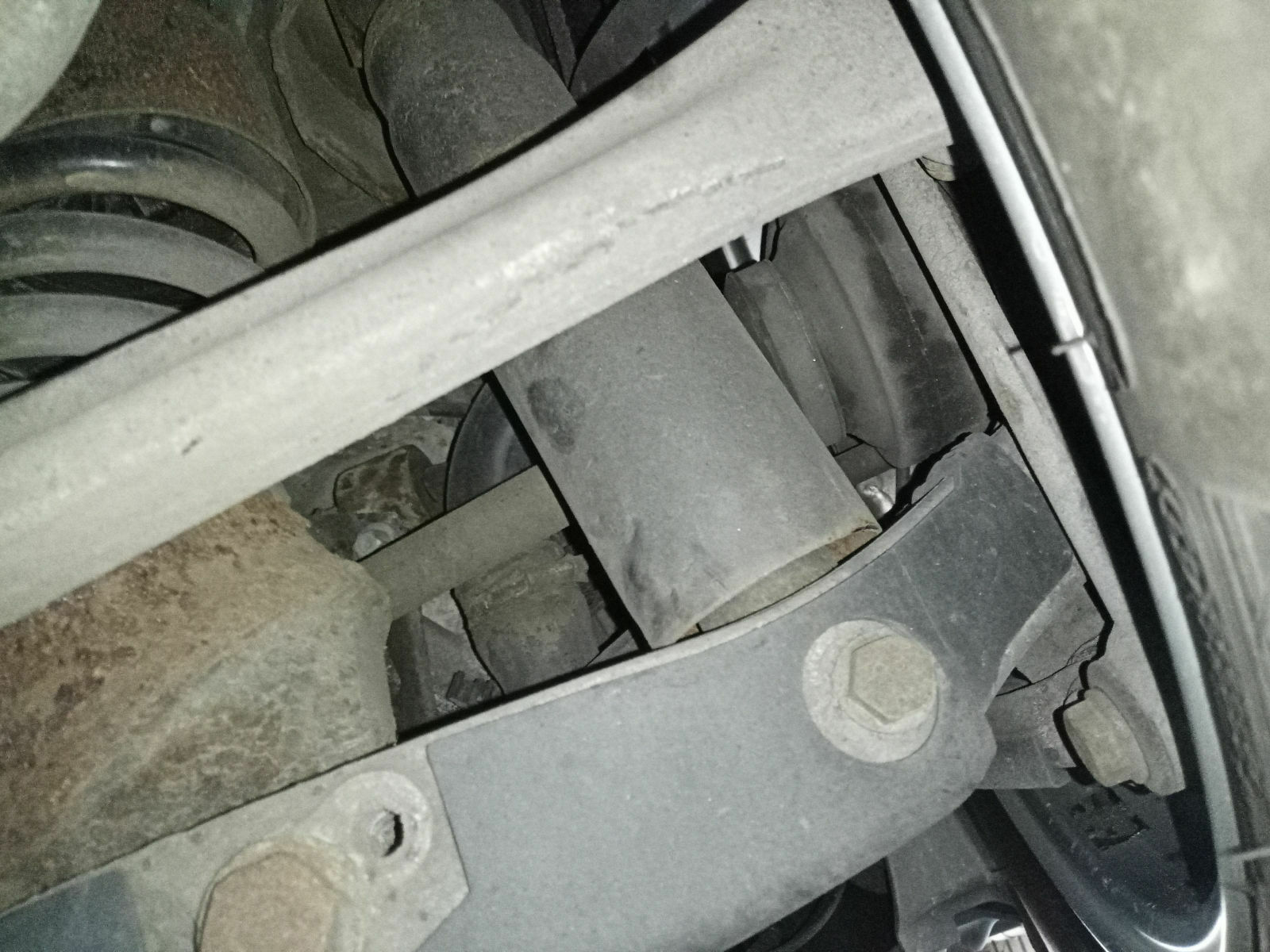 S211 mit Stahlfedern Hinterachse