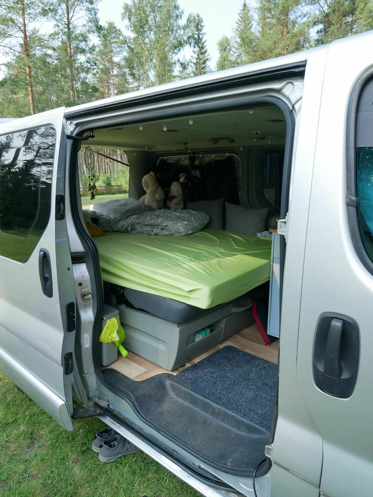 Um- und Ausbau des Opel Vivaro-B und der baugleichen Fahrzeuge zum Campingbus - eine Ideensammlung