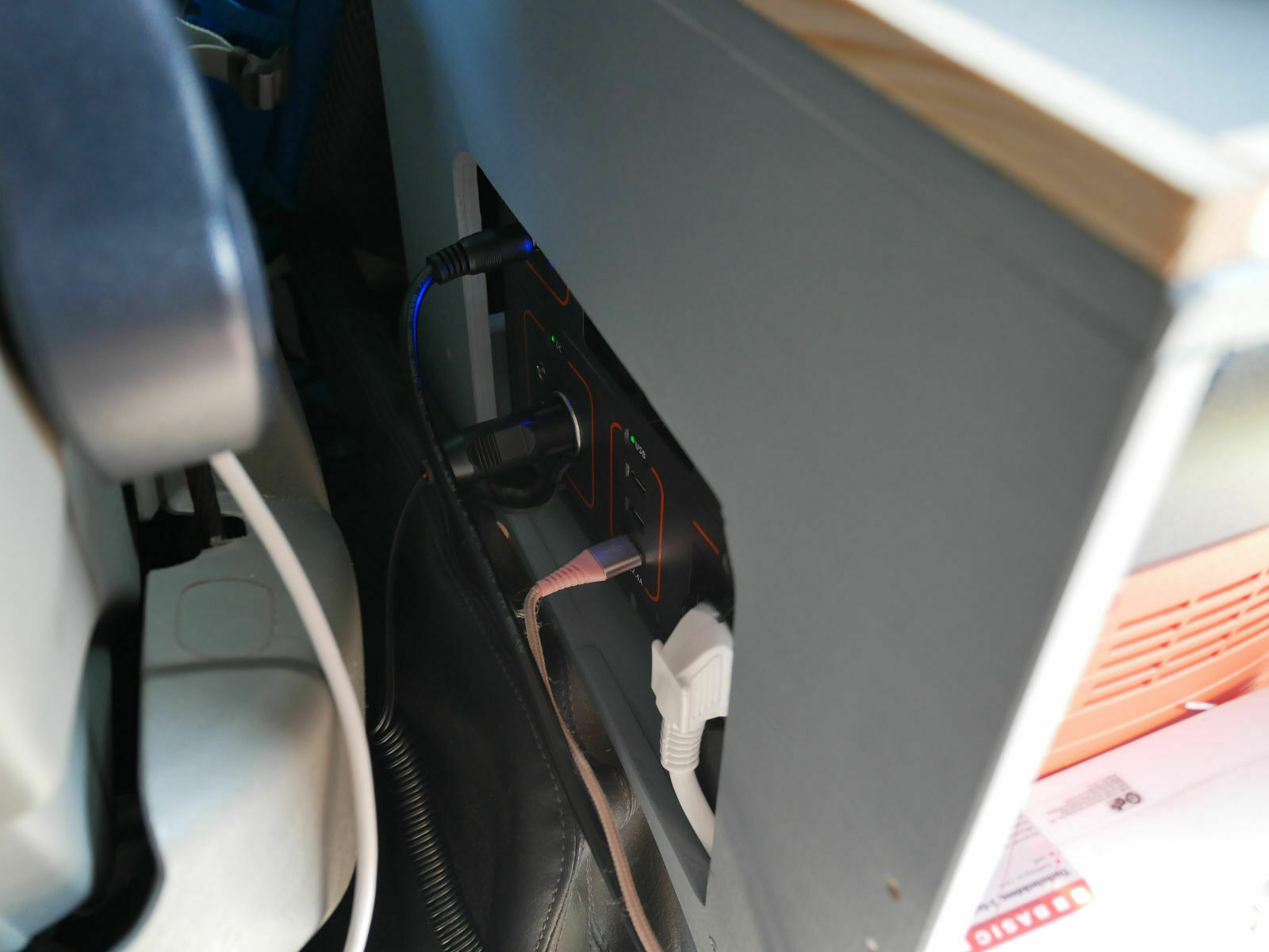 Um- und Ausbau des Opel Vivaro-B und der baugleichen Fahrzeuge zum Campingbus - eine Ideensammlung