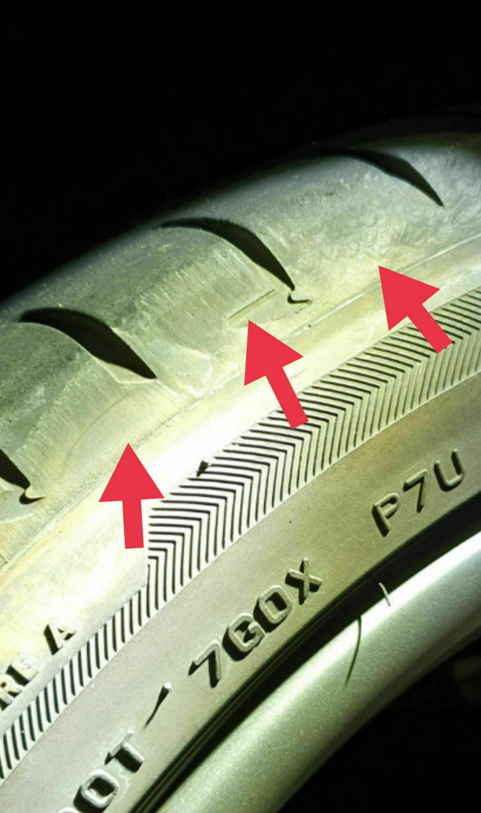 Halbhohen Bordstein aufgefahren, Reifenwechsel nötig?