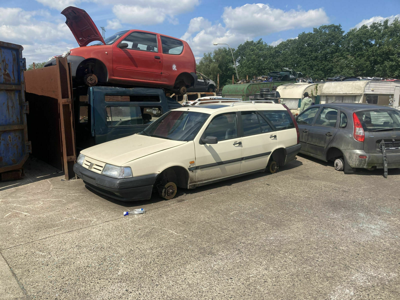 c3ff7489-c71b-4d59-9a8f-f52c3ef76363