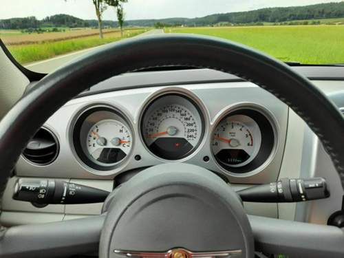 28 Leuchtet obwohl sie das nicht dürfte