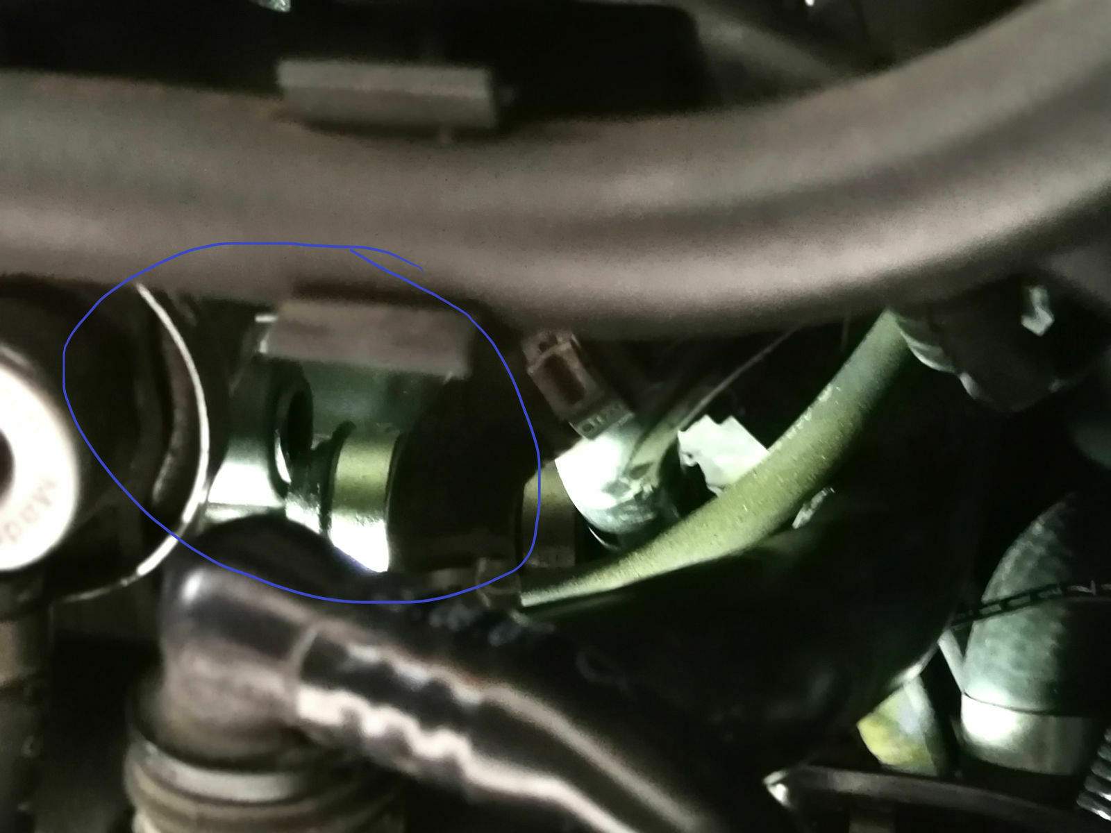 Passat 3b 1.8 20v Ruckelt Beim Beschleunigen Bild #210263992 : Ruckeln im Leerlauf mit Hochdrehen im Gasbetrieb - 1