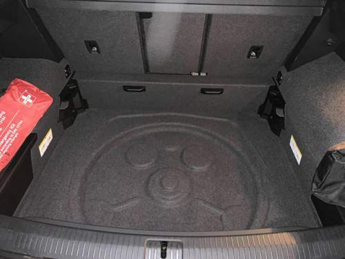 Gepäckraumboden in 2 Stufen höheneinstel