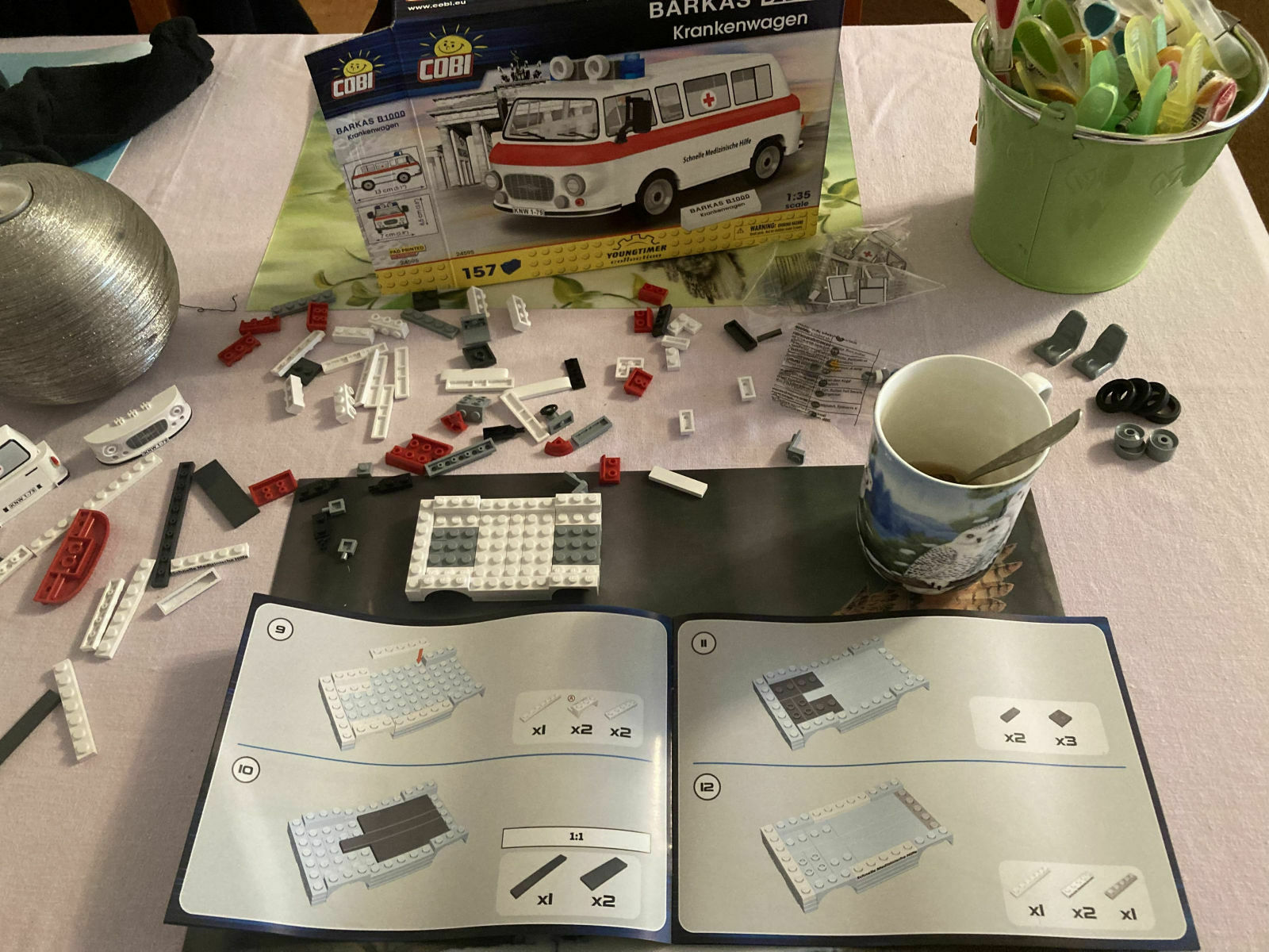 Der Schrottplatz - Spiegelsymmetrisch des Showrooms