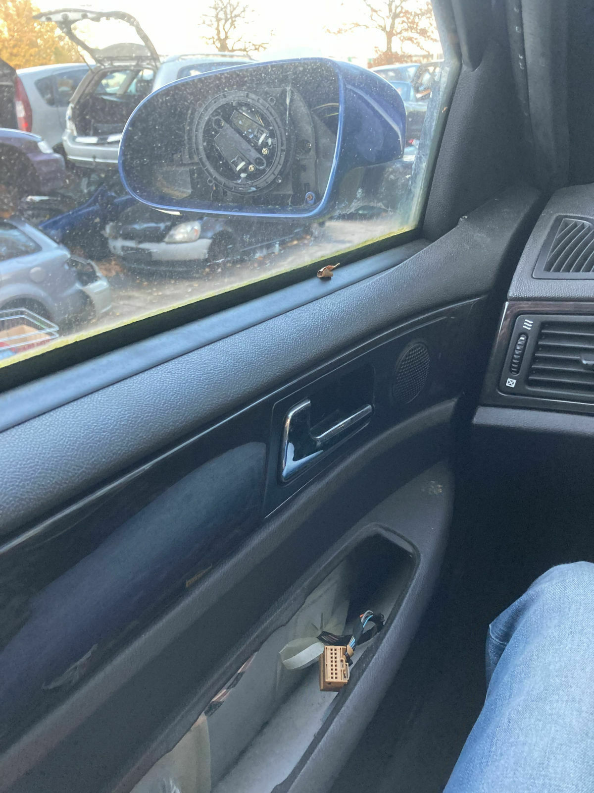 b55f8ef5-d140-4630-bc7c-74b4fc451425