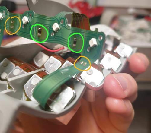 LED-Leuchteinheite mit zerfetzten Widerstaenden.jpg