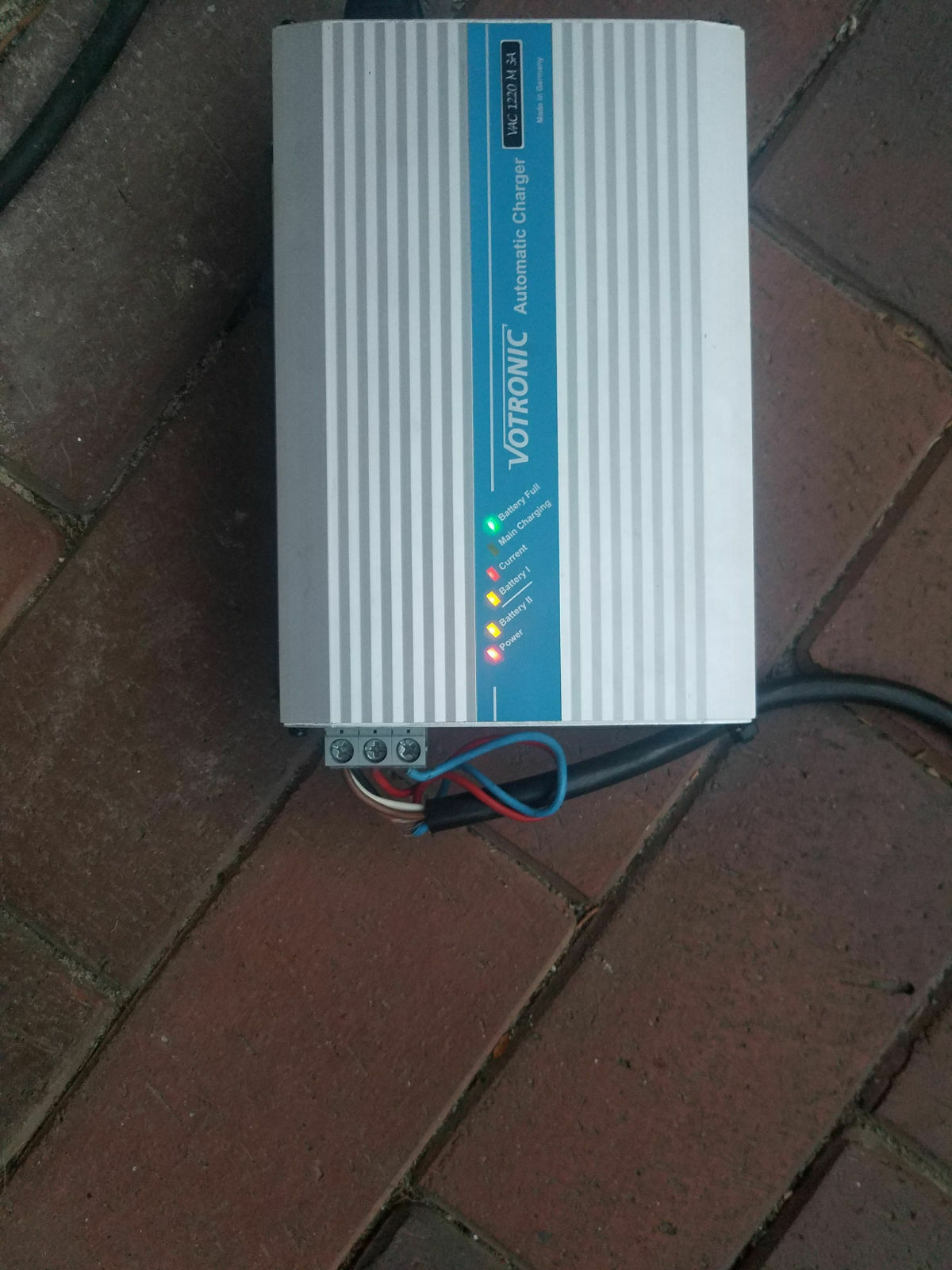 Alle elektrischen Verbraucher an beim Start im Winter. Das kann nicht lange gut gehen. Änderbar?