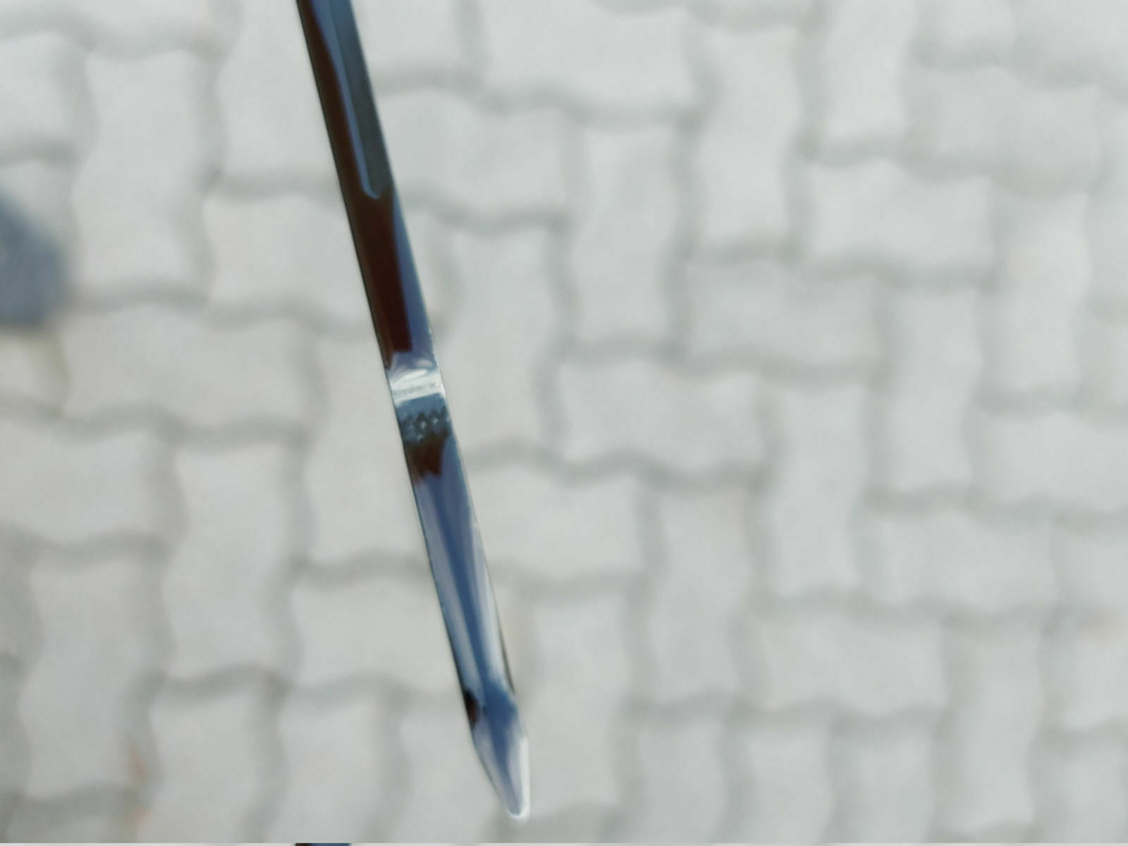 Wie misst man bei diesem Stab richtig den Ölstand?