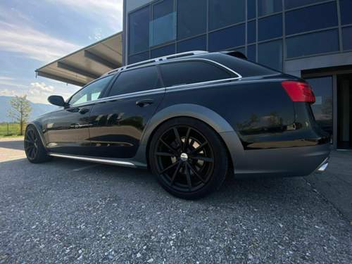 Ich finde bei mir haben schwarze Felgen auch gut ausgesehen :D.jpg