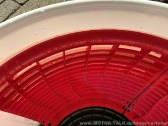 im großen 22 L Galloneneimer