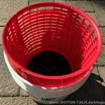 Im kleinen 13 L Galloneneimer