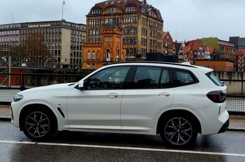 X3 LCI mit M Sport Sommerfelge