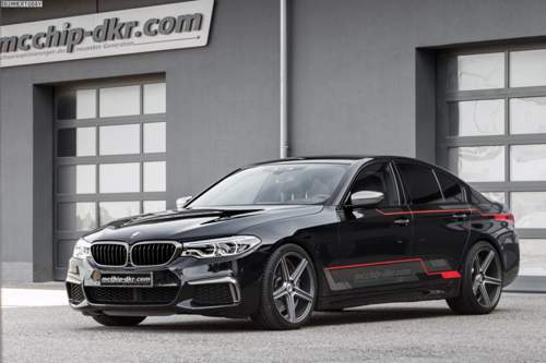 McChip-DKR-BMW-M550d-Tuning-G30-Quadturbo-Diesel-01.jpg