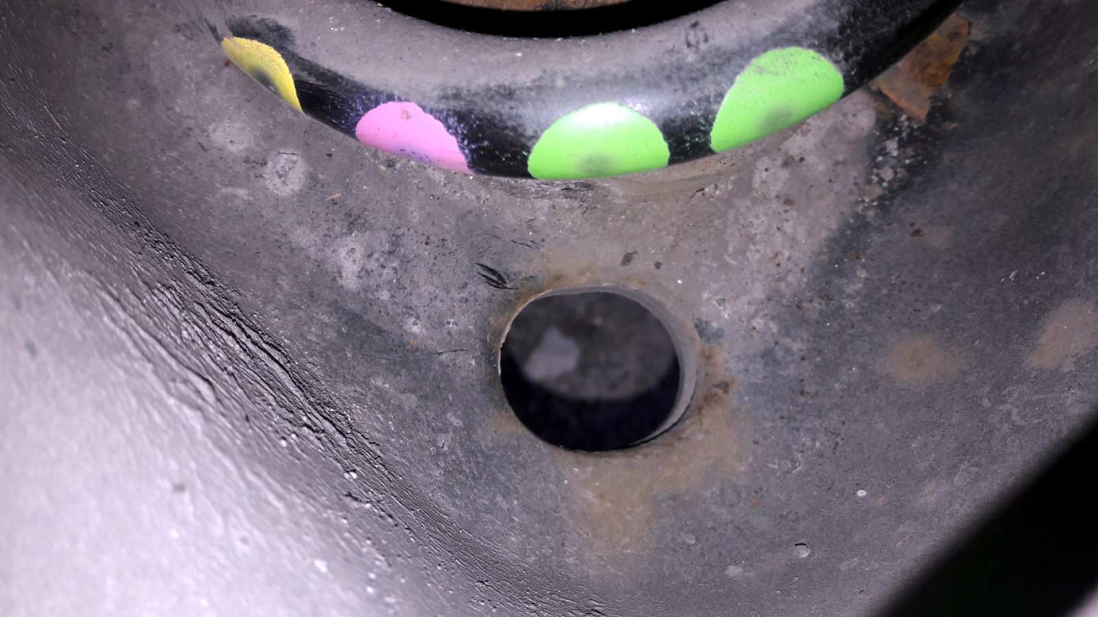 Feder gebrochen beim A64f 2,7 Quarto Kann man nur eine Feder tauschen?