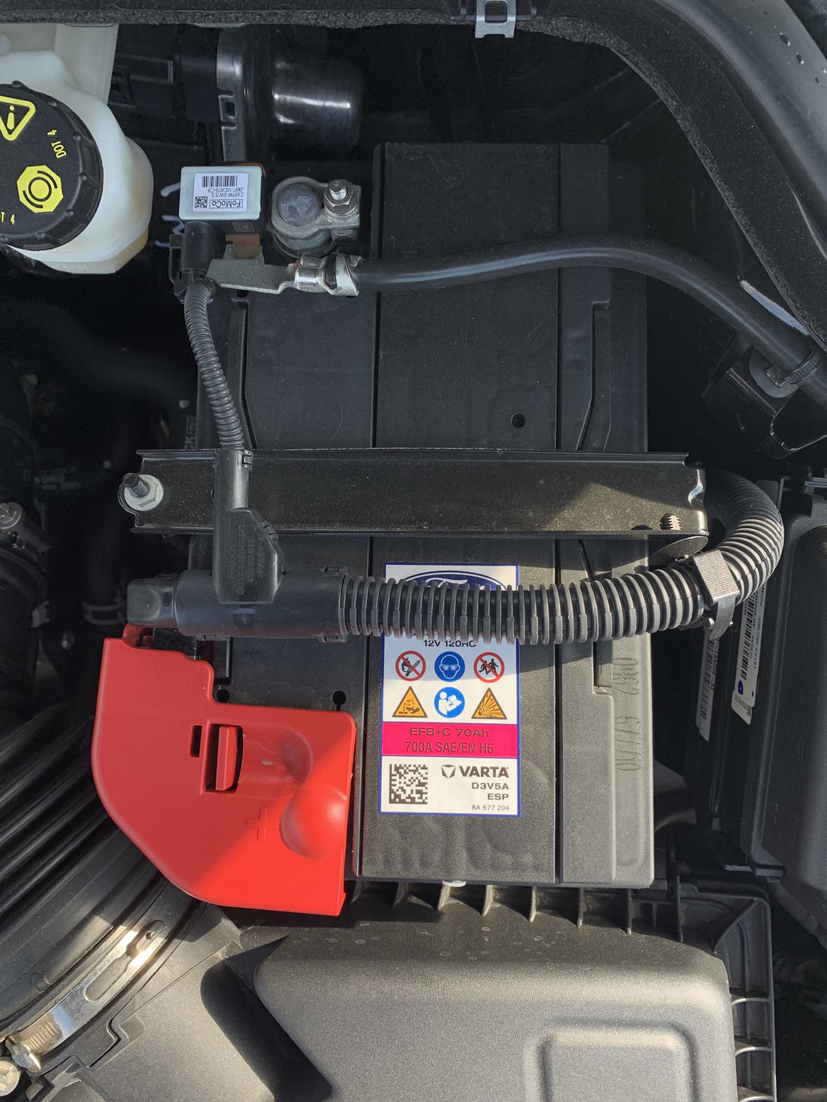 Start / Stopp ohne Funktion wegen zu geringer Ladung der Batterie, auch nach längerer Fahrt.