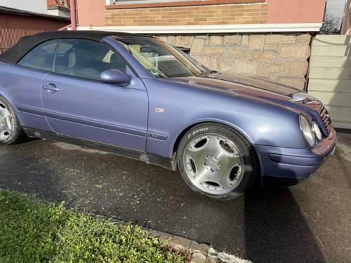 1f069321-8dcf-4403-945d-c299090aaf7b