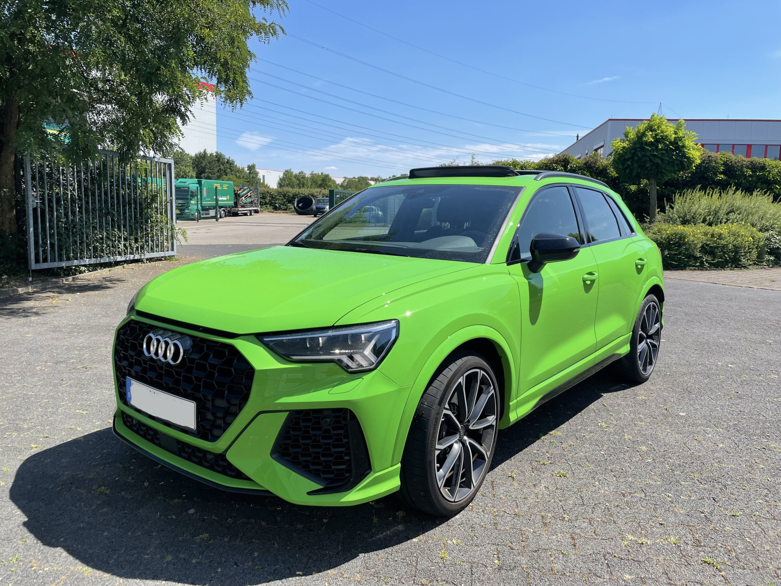 Audi RSQ3 F3 quattro Test