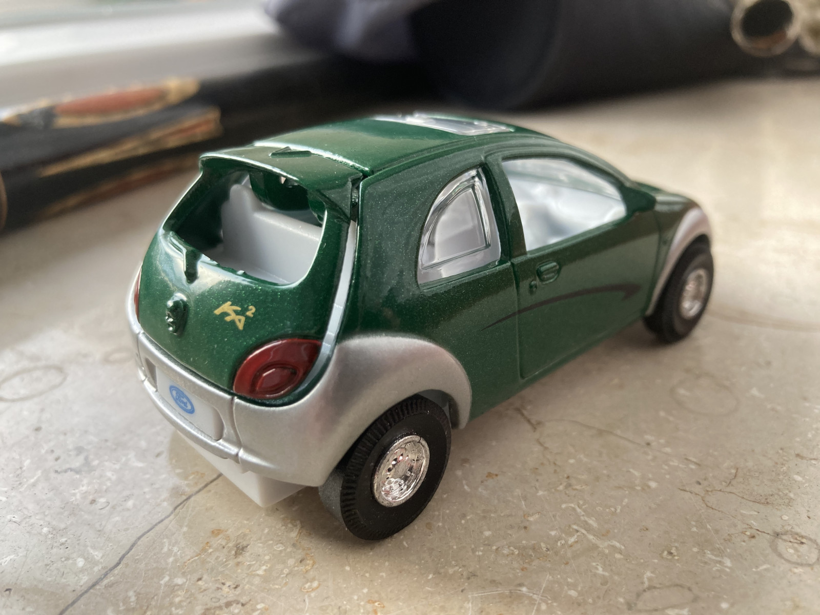 1ff6a64b-985c-4e71-9f9b-4c042289b117