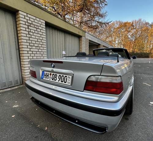 Eb851274-4bbc-4668-aad9-325add953b76