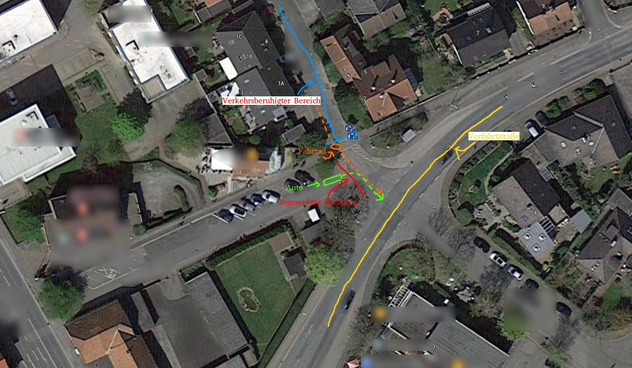 Vorfahrt Verkehrsberuhigter Bereich / Abgesenkter Bordstein