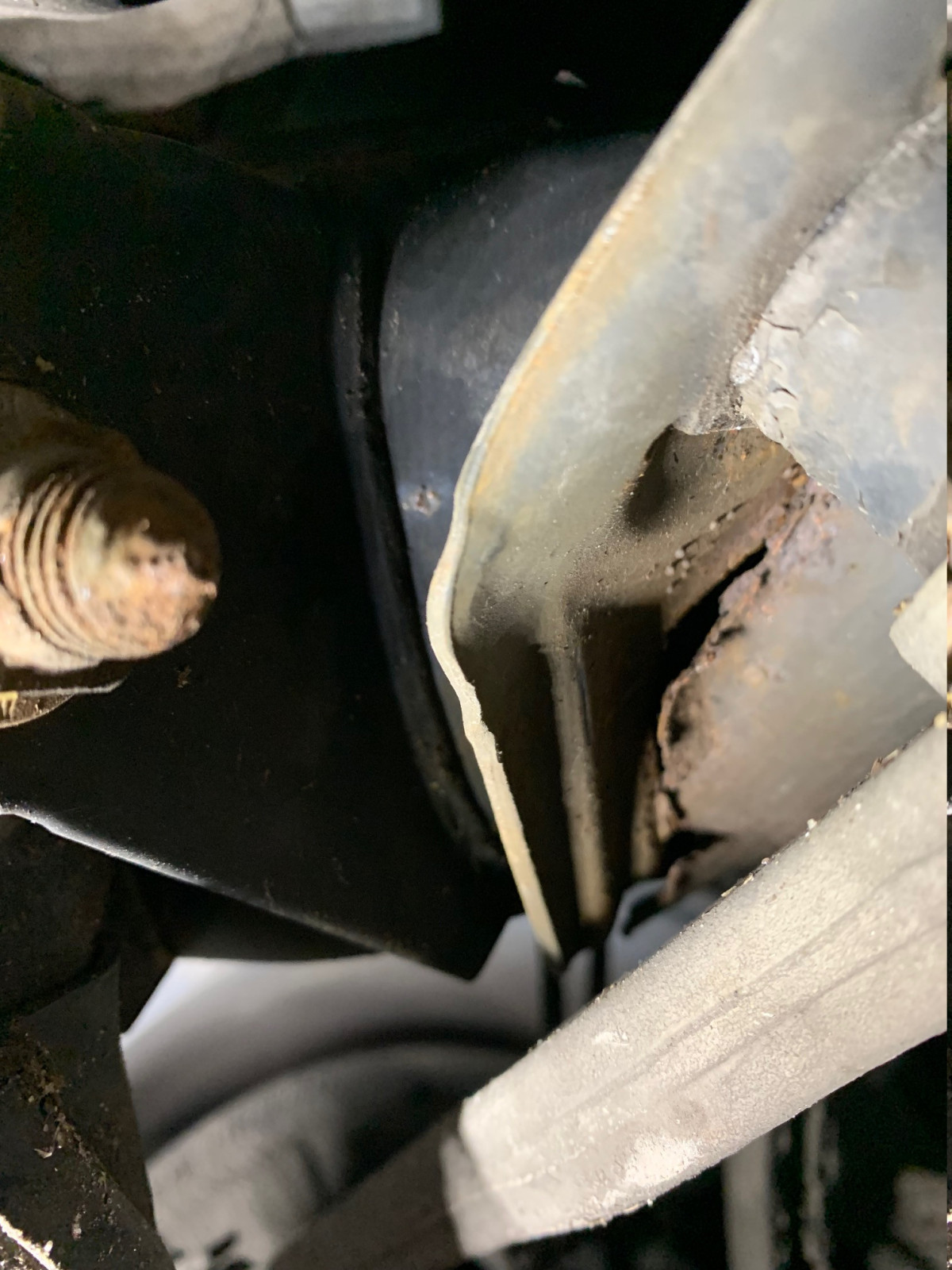 Hinterachse durchgerostet