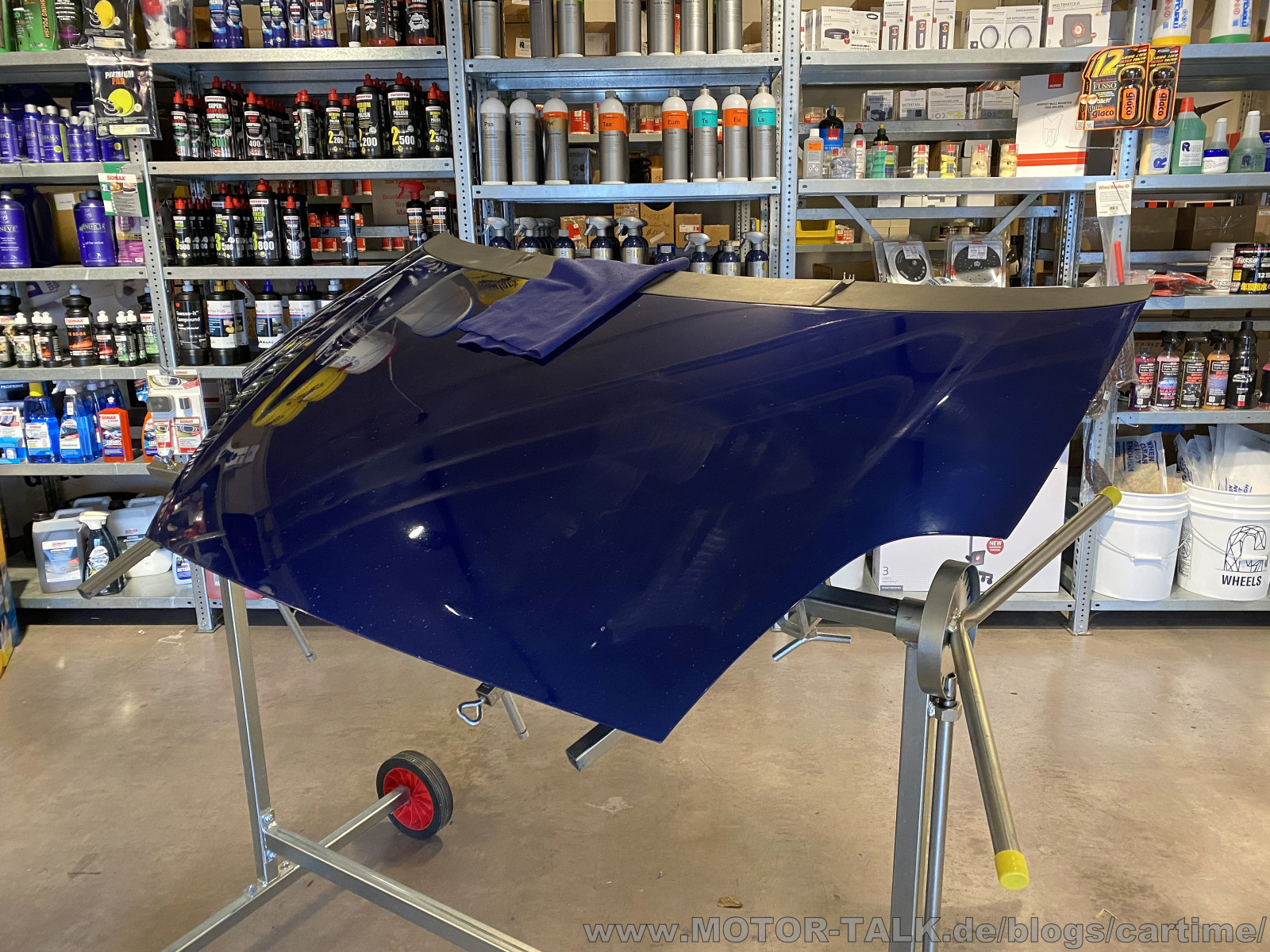 Besuch im neuen Ladenlokal bei Carparts