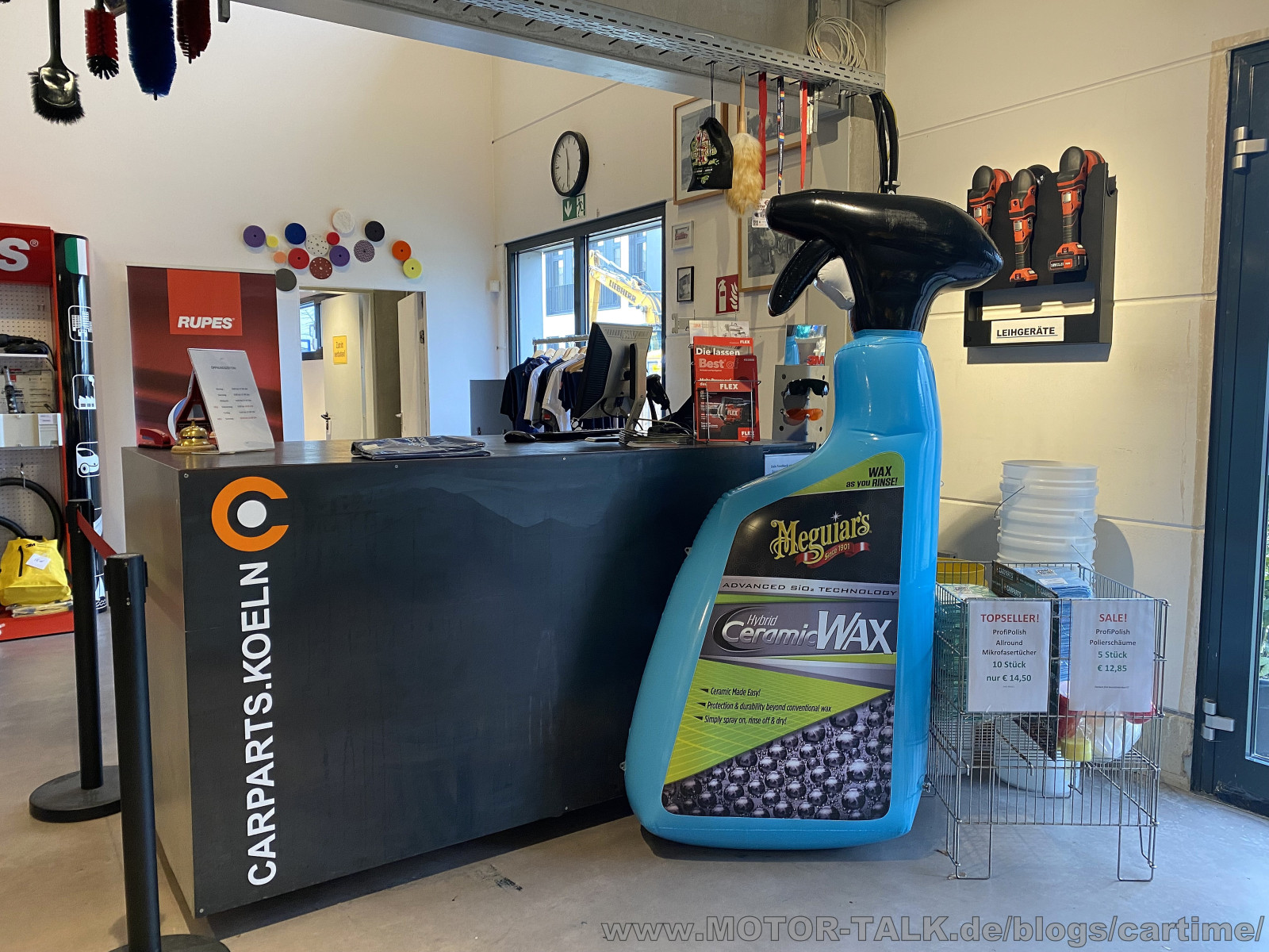 Besuch im neuen Ladenlokal bei Carparts