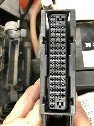 X 120 männliche PINs