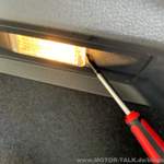 Vorsichtig raushebeln…