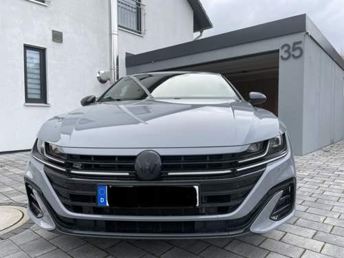 B2417308-d512-4808-9e43-b7542873e2e8