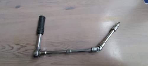 Mini Ratsche mit Kreuzgelenk und T30