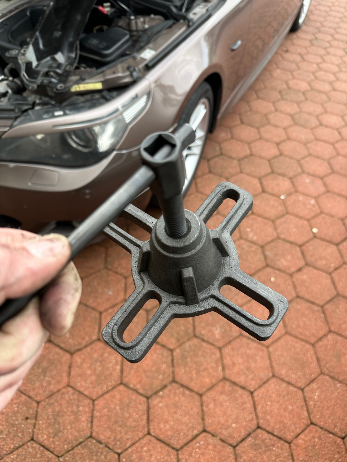 Suzuki Swift MZ Bj 2009 Trommelbremse lässt sich nicht lösen