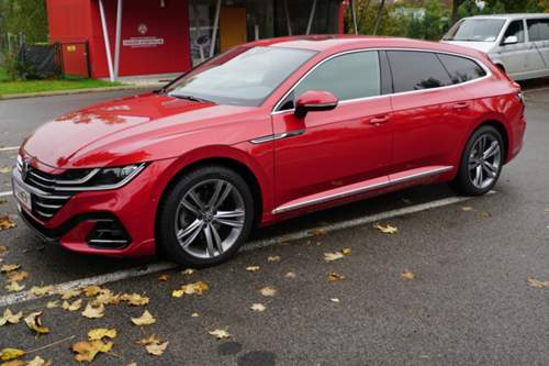 2022-10-15-graz-arwen-02-arteon