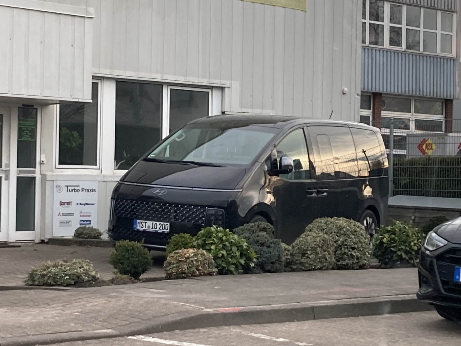 e5b29236-e64f-4e9d-ac12-8b382db20ac1