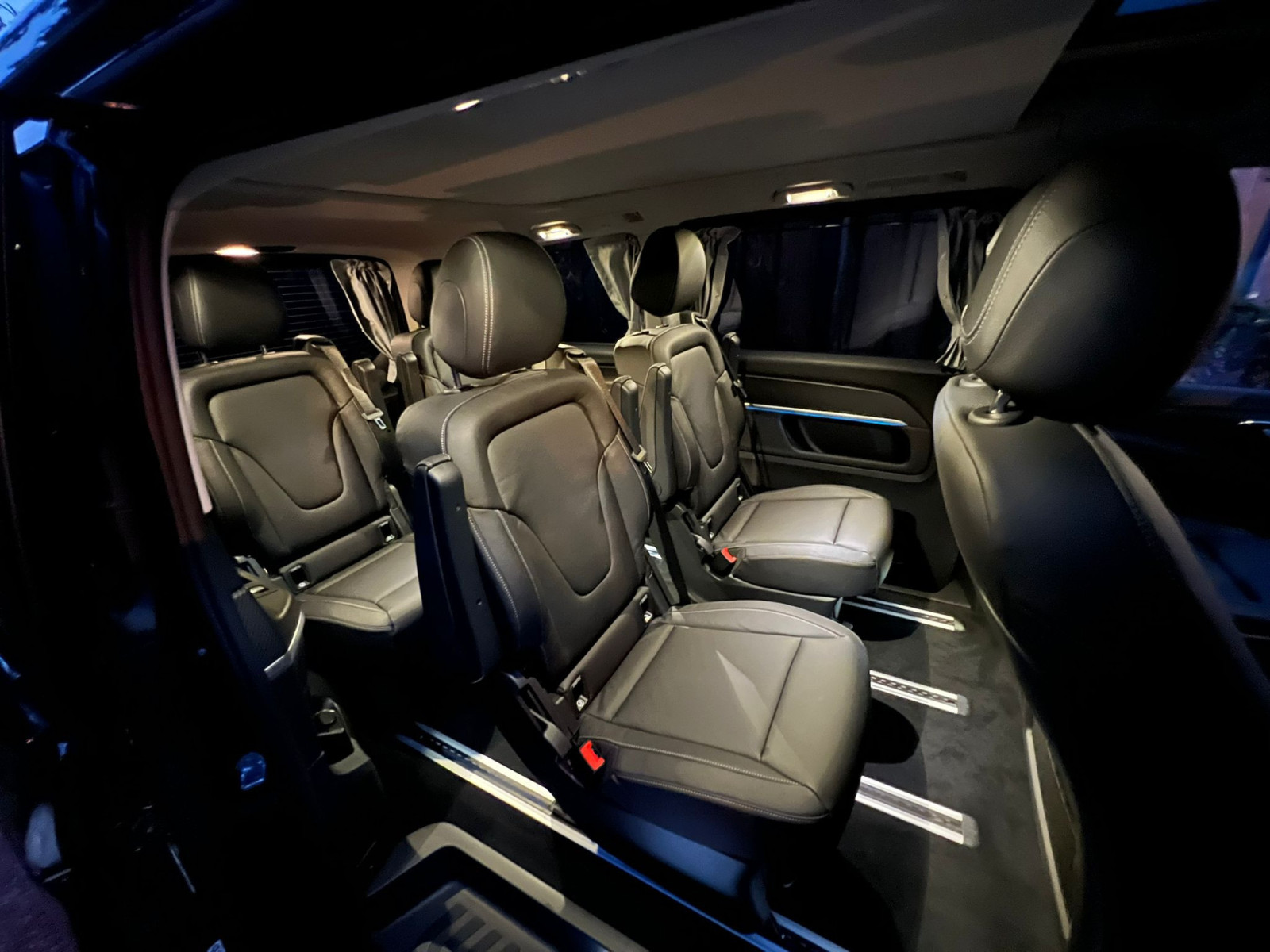 Ausstattung "Vito 124cdi 4x4 Tourer Pro" als Reise-Fz für 2 + Hund?