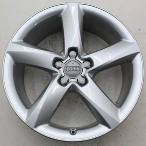 Wunsch-Winter 2 - Audi 4H Felge.jpg