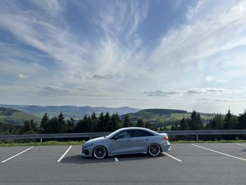 RS3 Performance Edition pfeilgrau