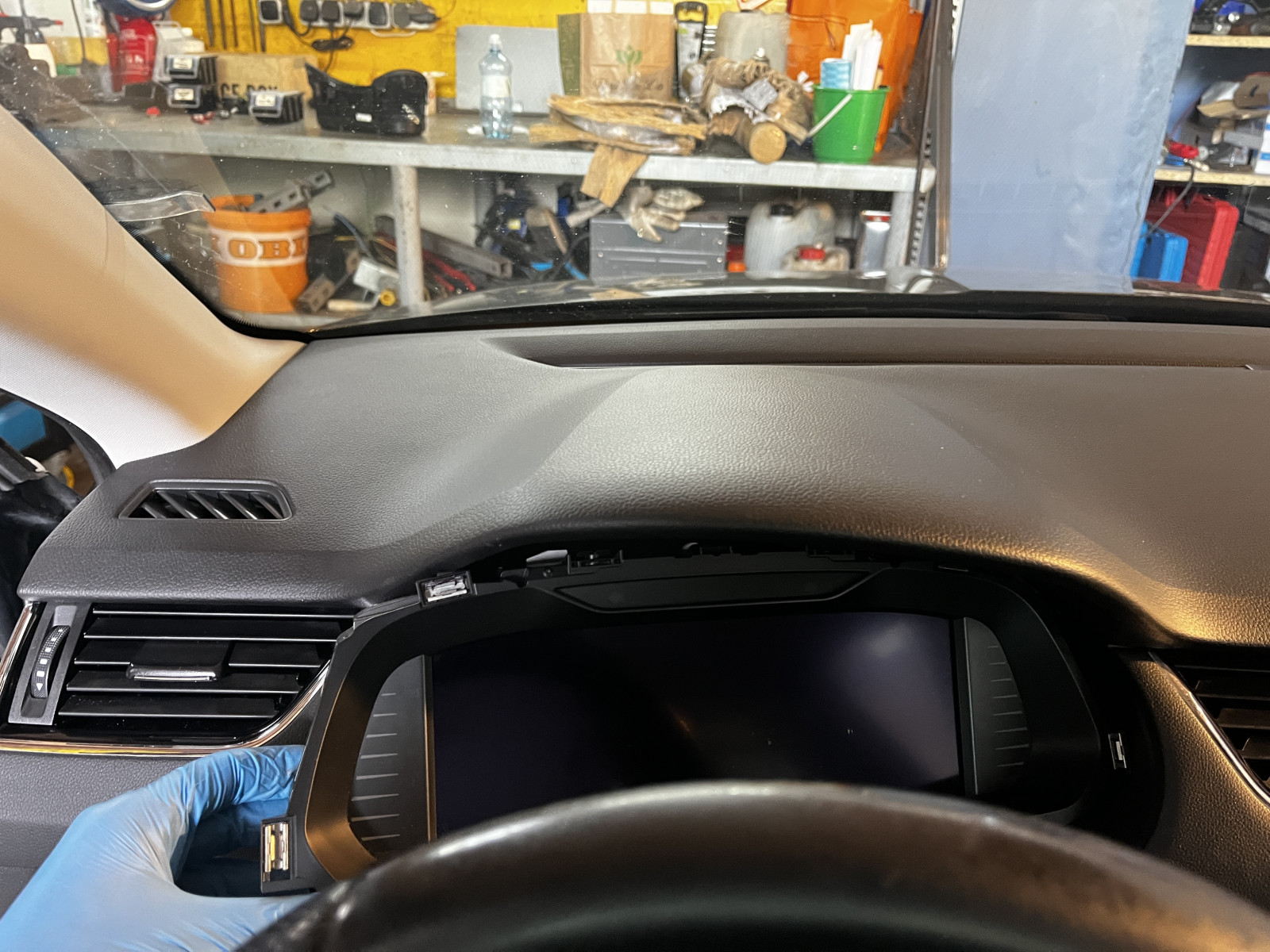 ee7bc113-3d9e-4440-b0fc-485fe3f1710f