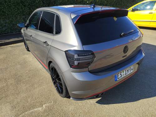 LED Rückleuchten schwarz.