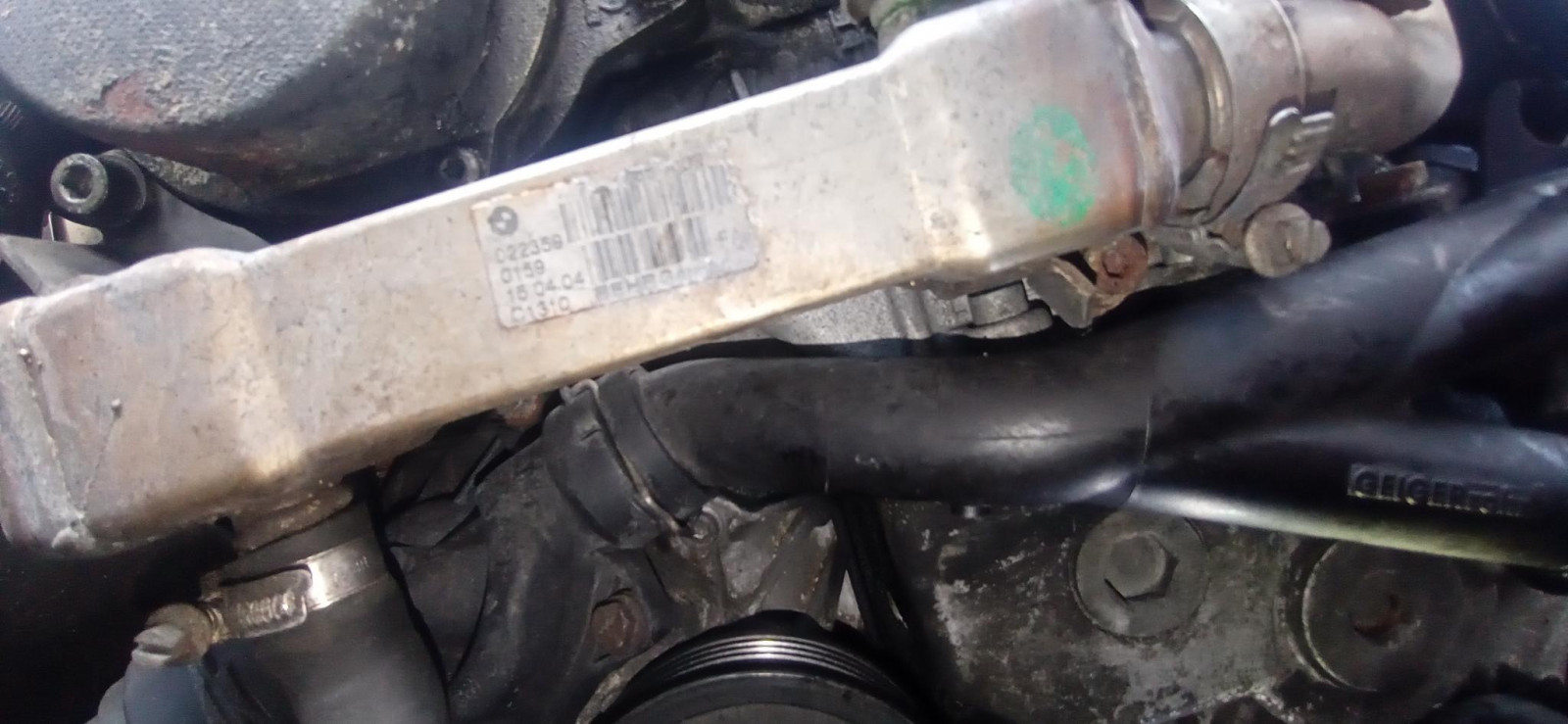 Abgaskühler über dem Rücklaufrohr