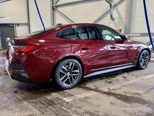 De5d735b-0200-4c07-b99a-c48b803b5b8e-1-105-c