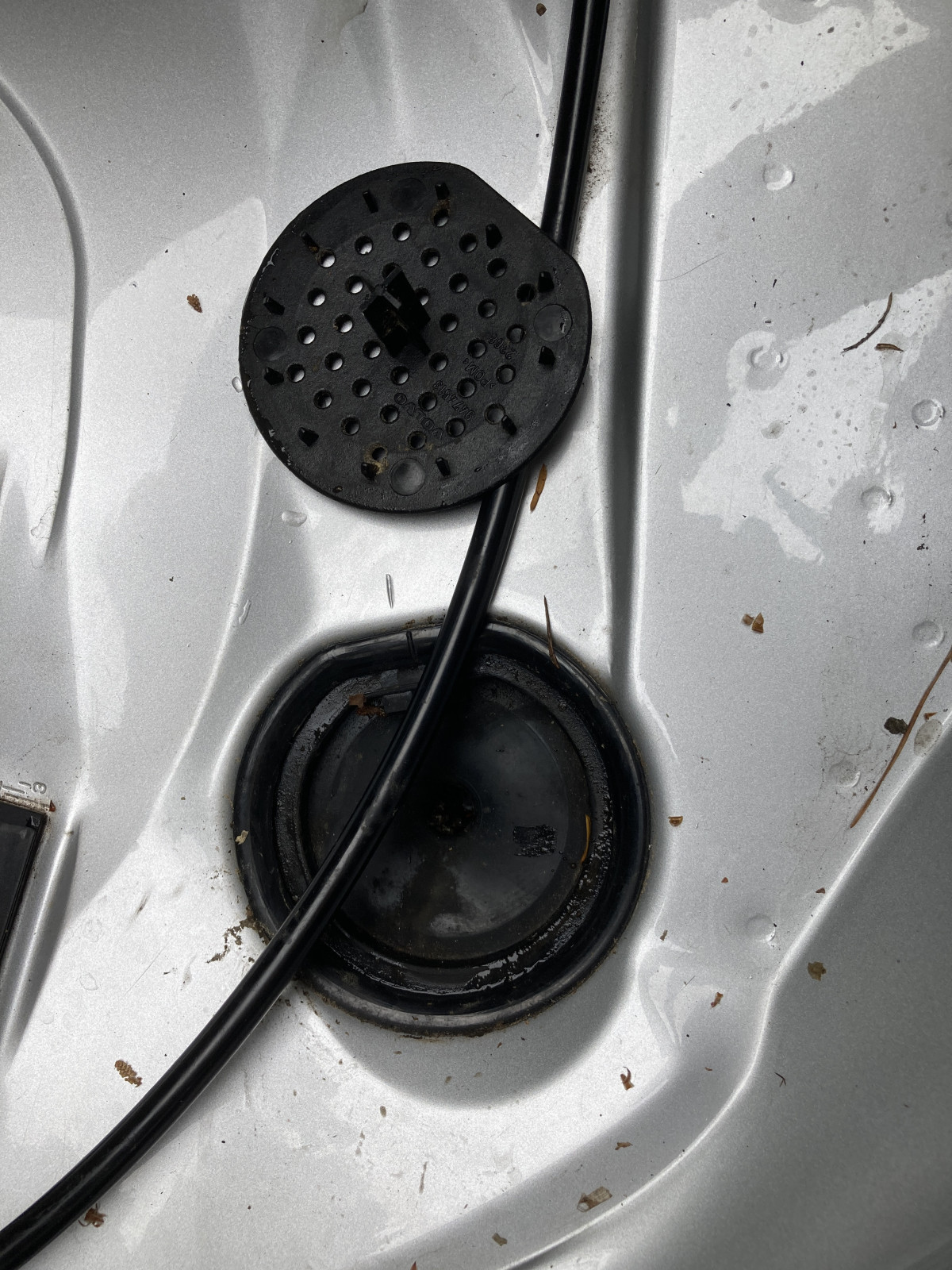 Verdeckkasten C70I Cabrio voller Wasser