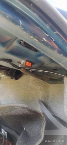 S80 Schalter im Kofferraum