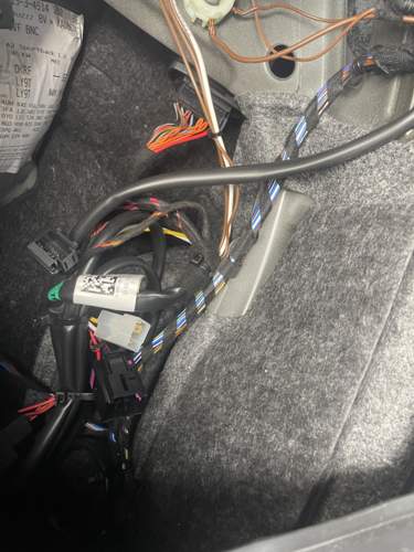 Anschluss Kofferraum Steuergerät