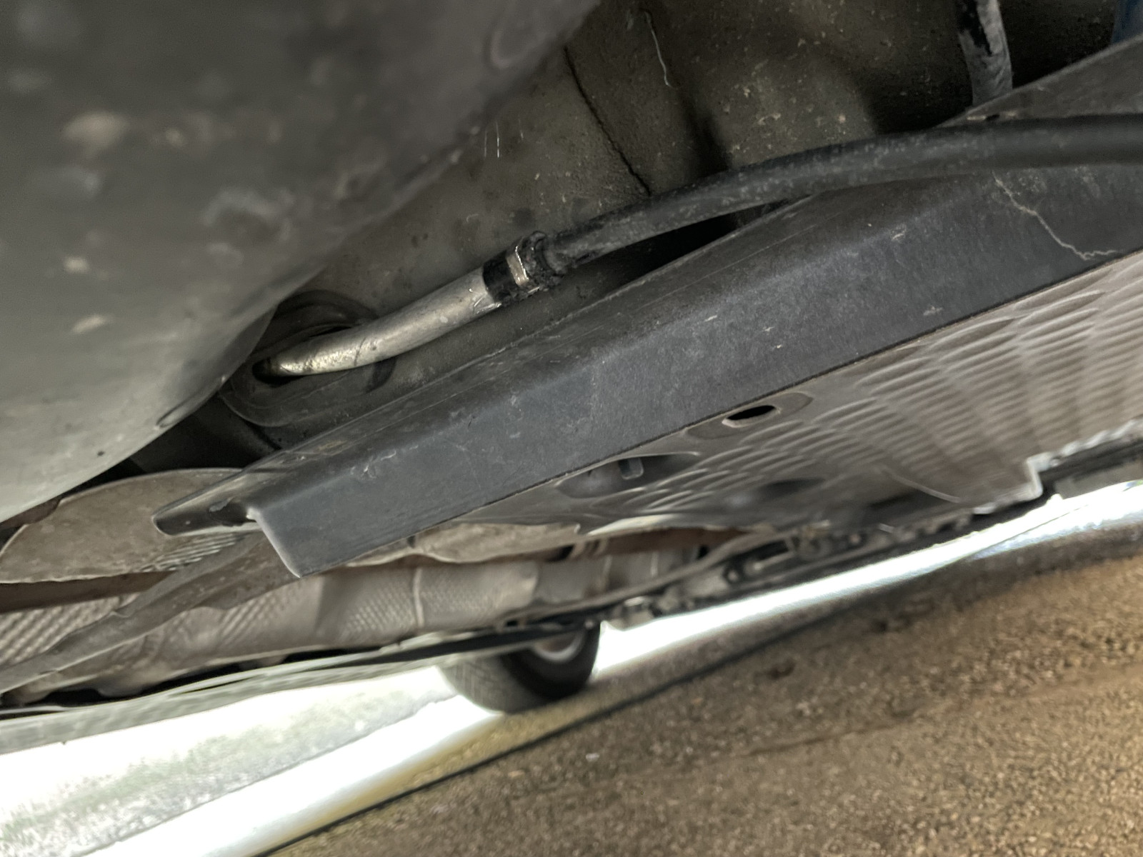 Handbremsseil wechseln